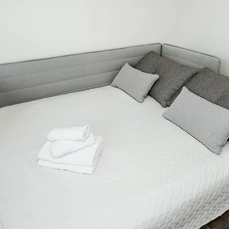 Apartment Prive Near Nemunas Island No. 3 By Urban Rent